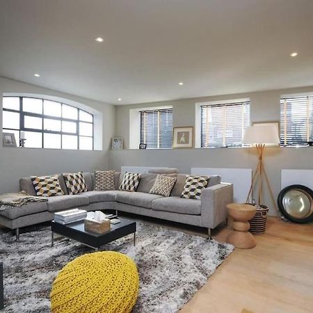 Manhattan Style Apartment In Fulham Londra Esterno foto