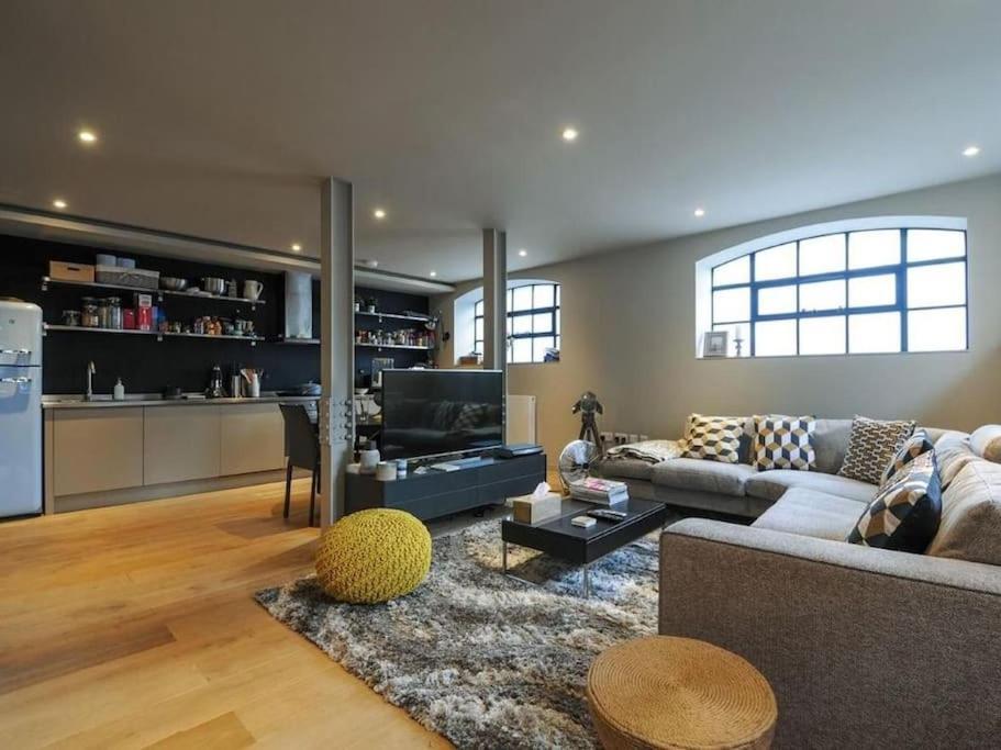 Manhattan Style Apartment In Fulham Londra Esterno foto