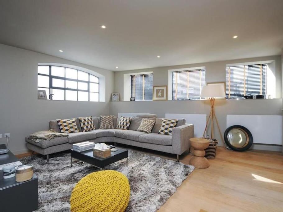 Manhattan Style Apartment In Fulham Londra Esterno foto